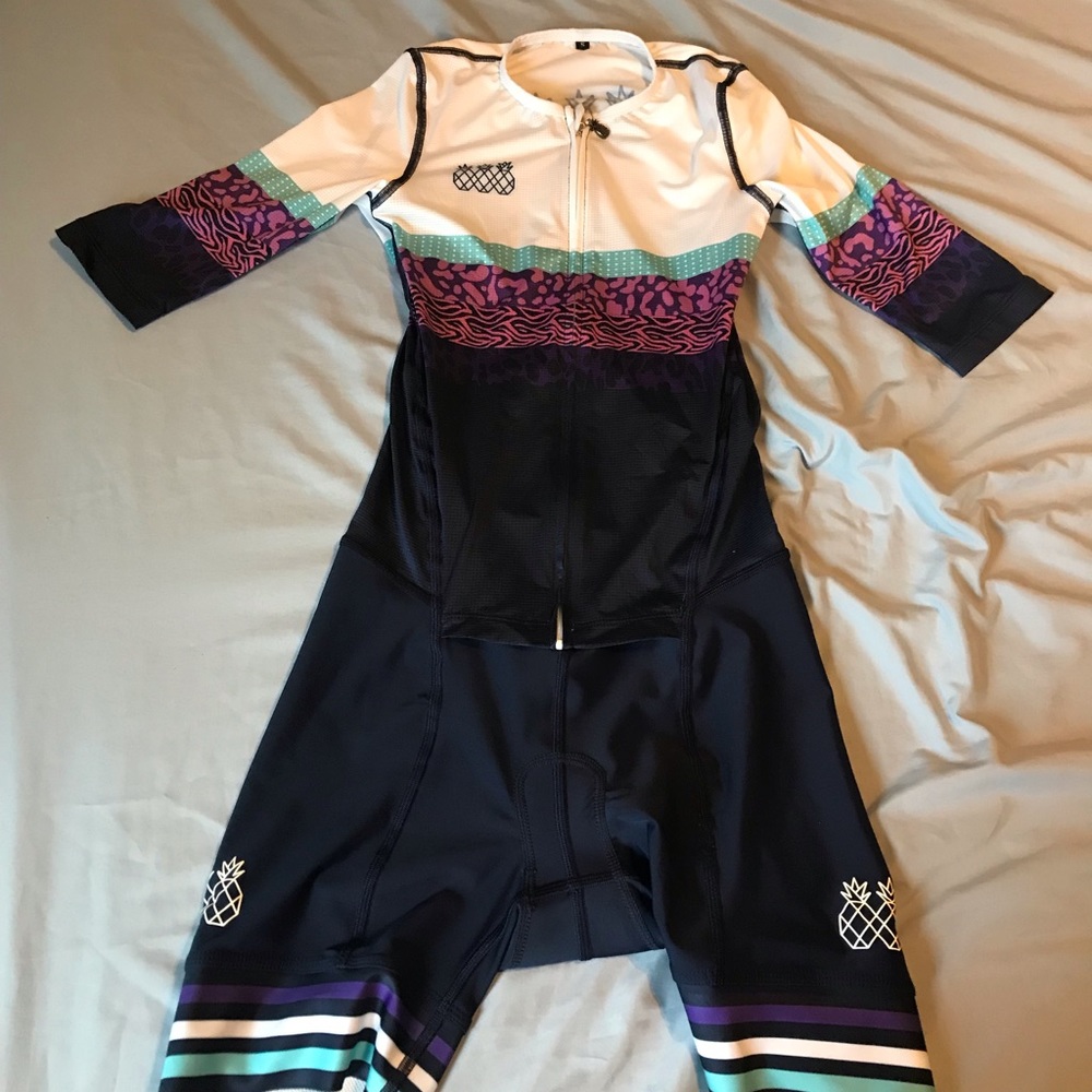 Tres Pinas Triathlon Suit.  **new without tags**
